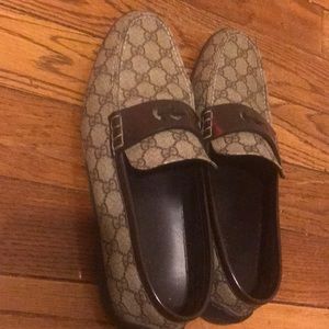 Authentic Mens Gucci Monogram Loafer